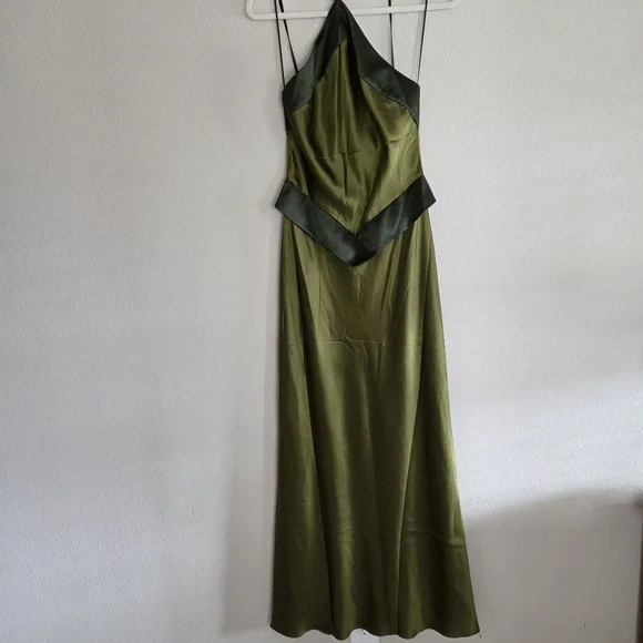 Reformation Jillian Silk Dress Size 6 NWT $350 Pear - Picture 2 of 13